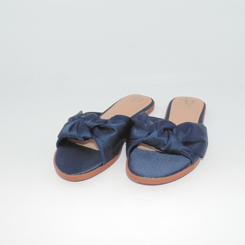 A.N.D EA WY Satin Navy Bow Sandals Sz 7